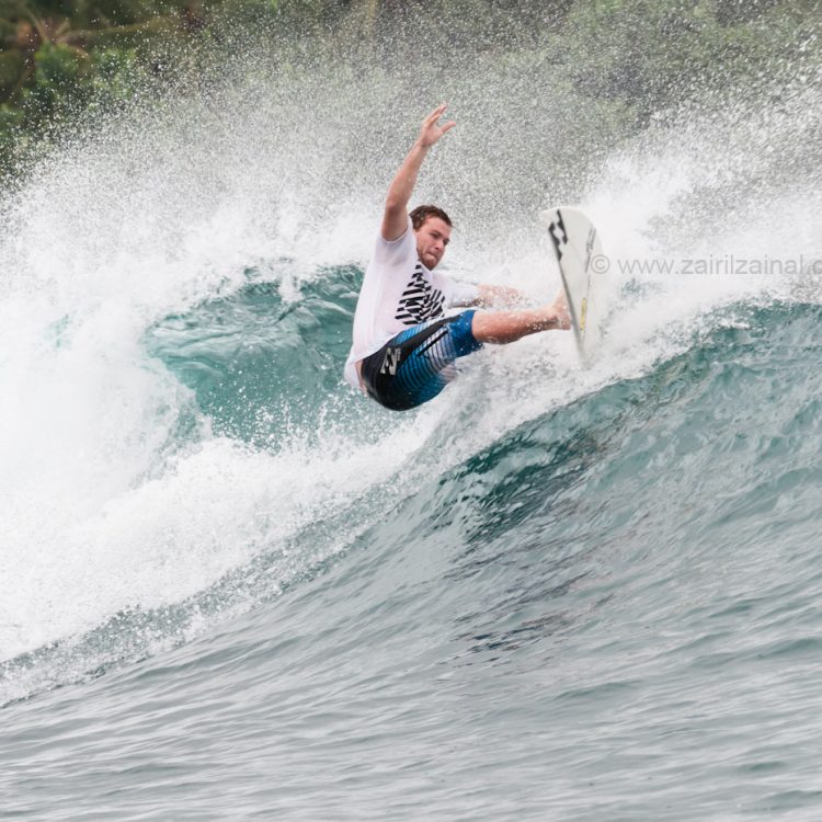 surfing