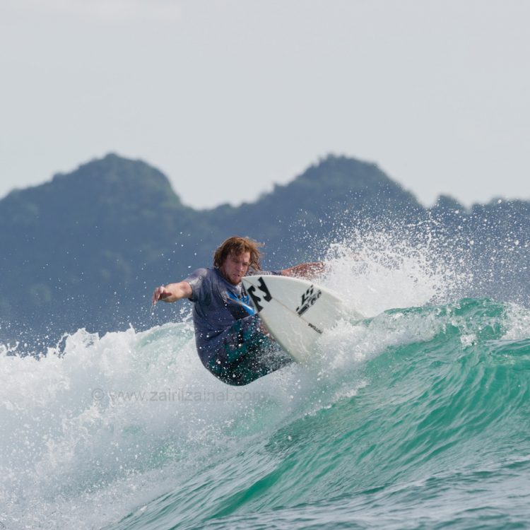 surfing